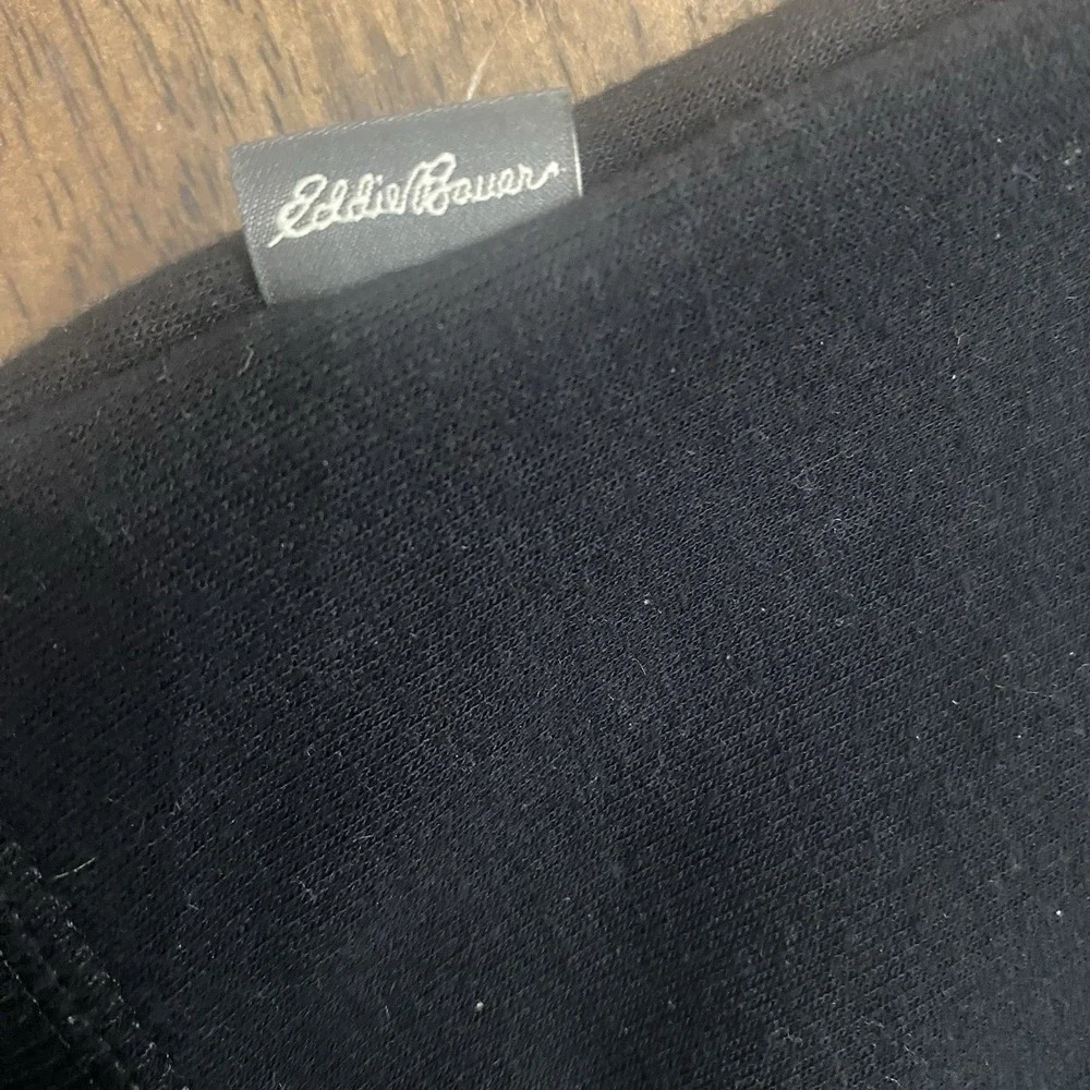 Eddie Bauer Sweater Men Medium Black Sweatshirt Crewneck Pullover Hiking